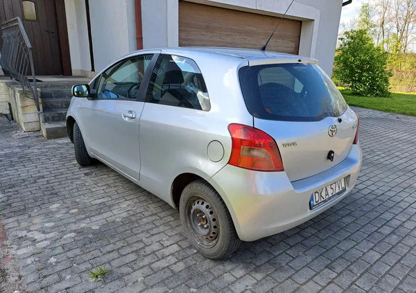 toyota yaris dolnośląskie Toyota Yaris cena 10500 przebieg: 245000, rok produkcji 2007 z Kąty Wrocławskie